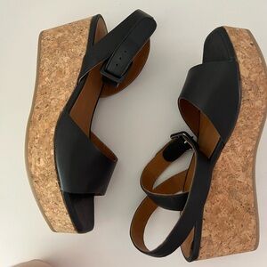 COCLICO Black Platform Sandals